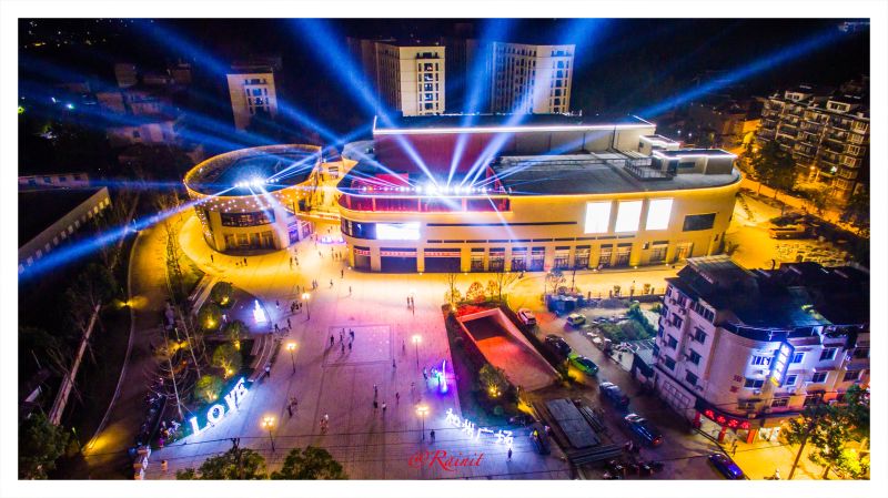 浙農(nóng)實(shí)業(yè)美林&middot;松州廣場(chǎng)&ldquo;七夕&rdquo;點(diǎn)亮松陽(yáng)