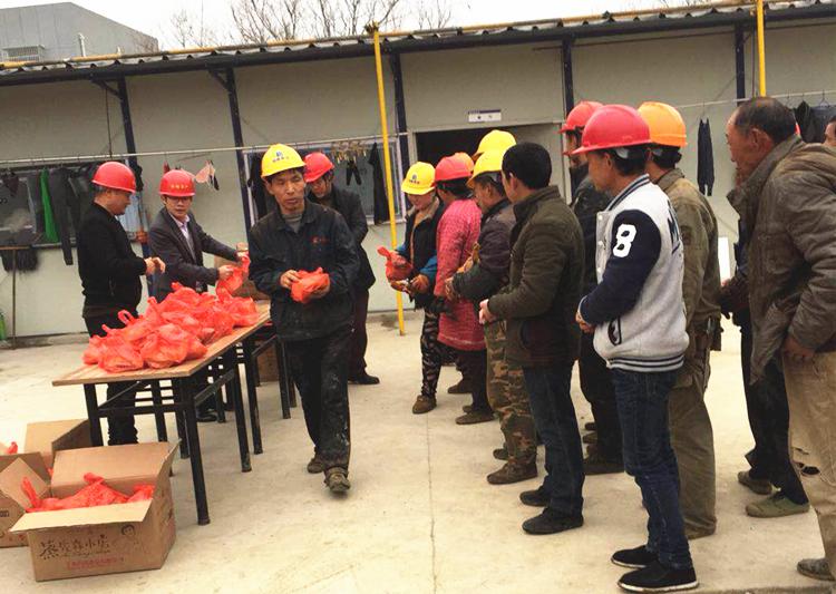 湖州華都開(kāi)展&ldquo;寒冬送溫暖&rdquo;活動(dòng)