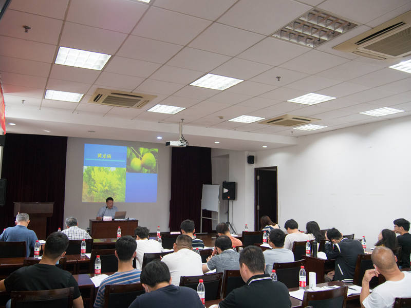 1590372409588279.jpg 培訓現場_副本.jpg