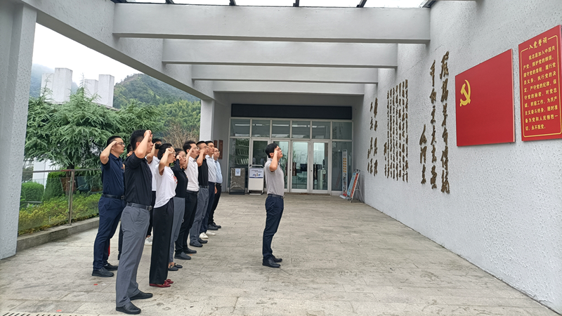 1666746904581847.png 圖片1對光反射大潤發_副本_副本.png