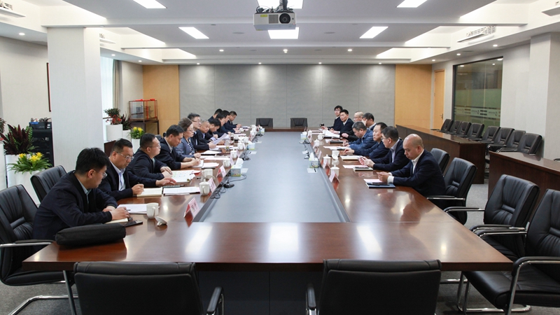 山東省供銷(xiāo)社主任張傳忠?guī)ш?duì)考察浙農(nóng)